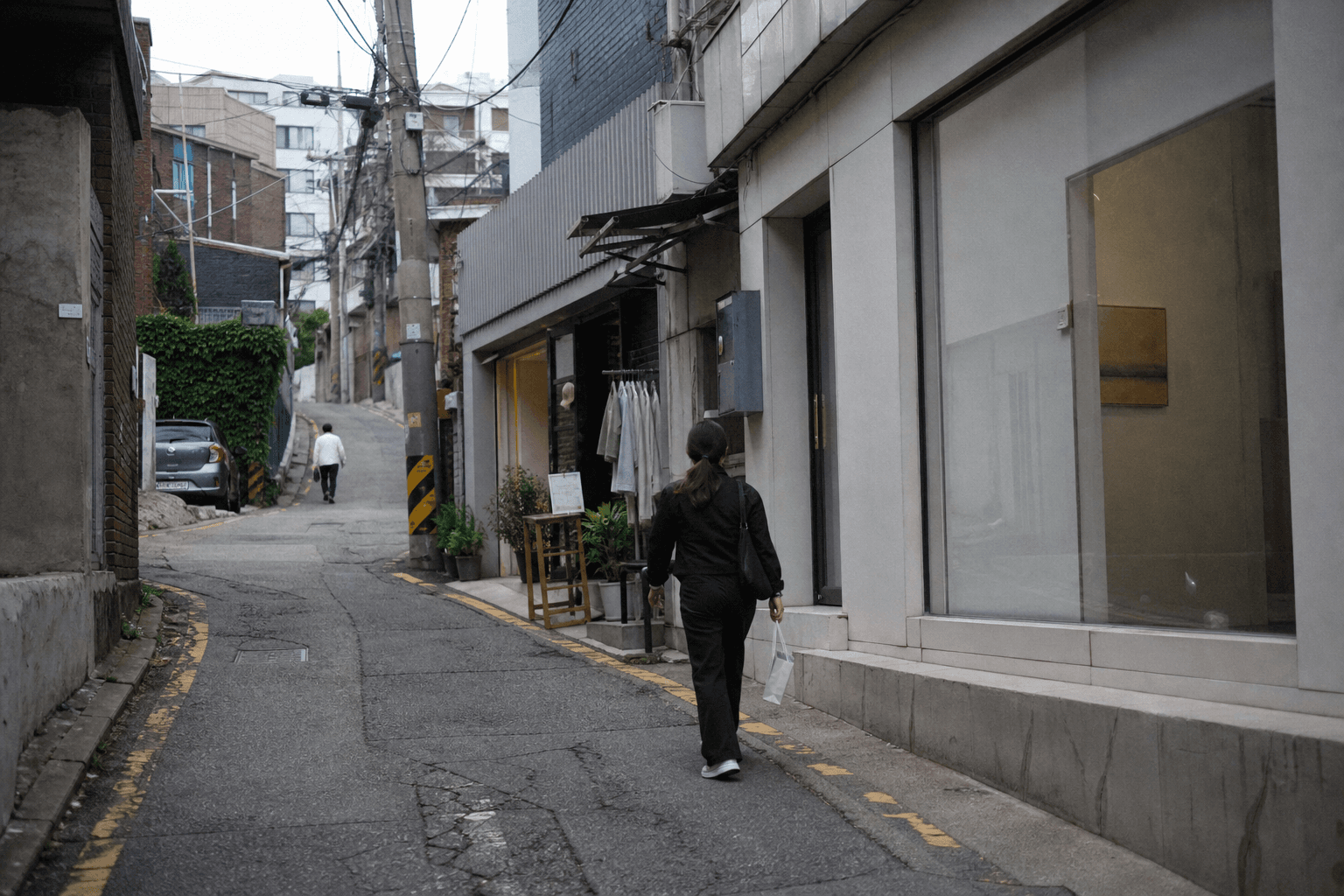 A Local's Afternoon in Hannam